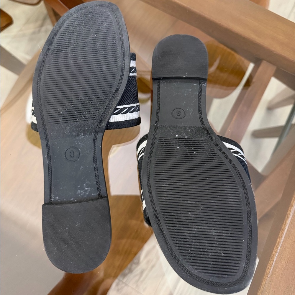 a new day Black and White Sandals - Picture 4 of 4